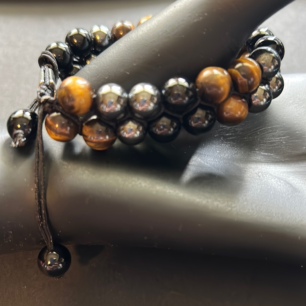Women’s Adjustable Beaded Bracelet